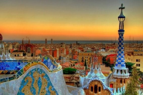 parc güel barcelone sur la route pour valence en van aménagé